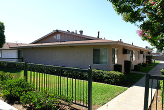 1345 W Stoneridge Ct in Ontario, CA - Building Photo - Building Photo