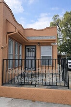 1155 S Townsend Ave in Los Angeles, CA - Building Photo - Building Photo