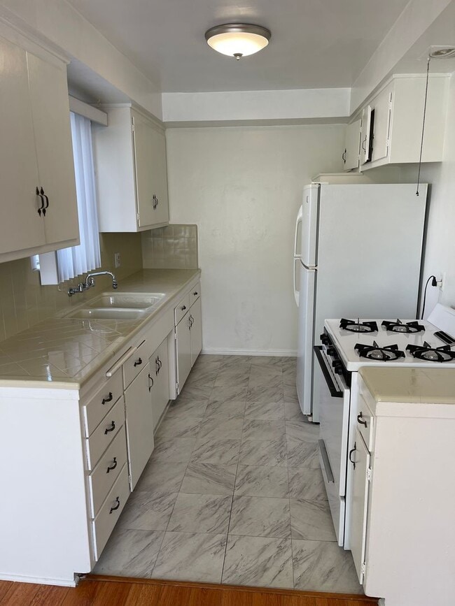 1243 26th St in Santa Monica, CA - Building Photo - Building Photo