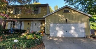 2235 Autumn Way in Richmond, IN - Building Photo