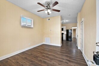 2751 Alford Ave in Louisville, KY - Foto de edificio - Building Photo