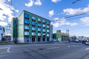 249 Bridgeport Ave in Milford, CT - Building Photo