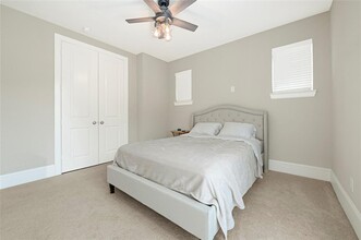 1211 Edwinstowe Trl in Houston, TX - Building Photo - Building Photo