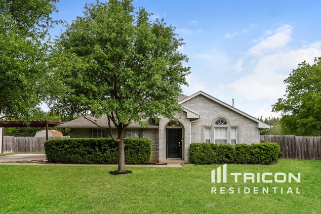 property at 901 Panorama Loop