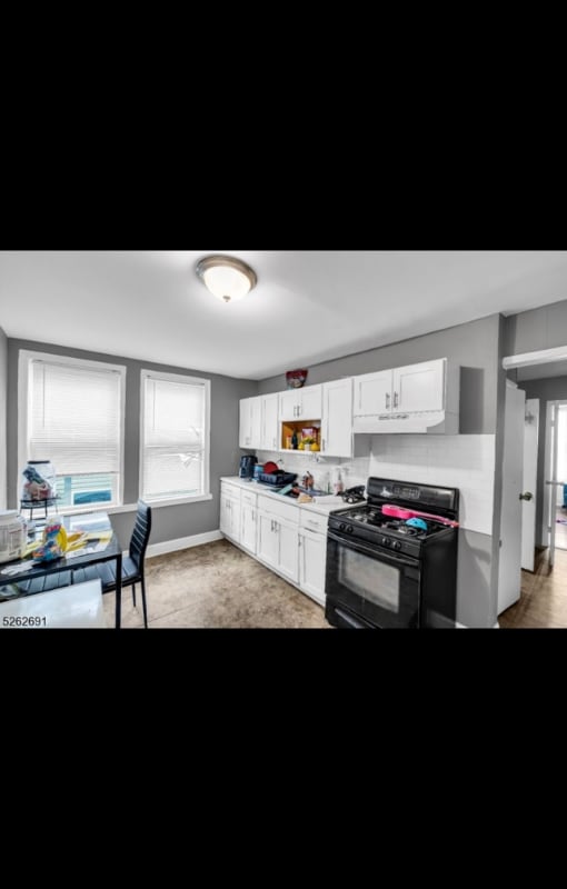 8 Edmonds Pl in Newark, NJ - Building Photo - Building Photo