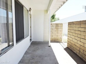 1670 W Broadway in Anaheim, CA - Building Photo - Building Photo