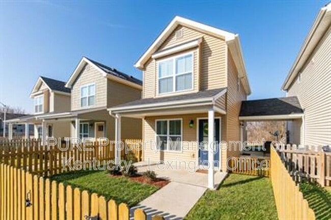 property at 3571 Arbor Dr