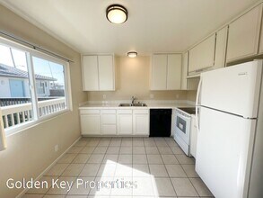 1802 S Tremont St in Oceanside, CA - Building Photo - Building Photo
