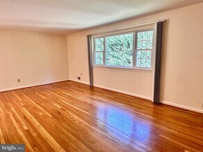 3908 Gibbs St in Alexandria, VA - Foto de edificio - Building Photo