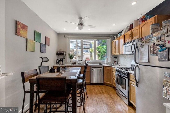 1815 Bainbridge St in Philadelphia, PA - Building Photo - Building Photo