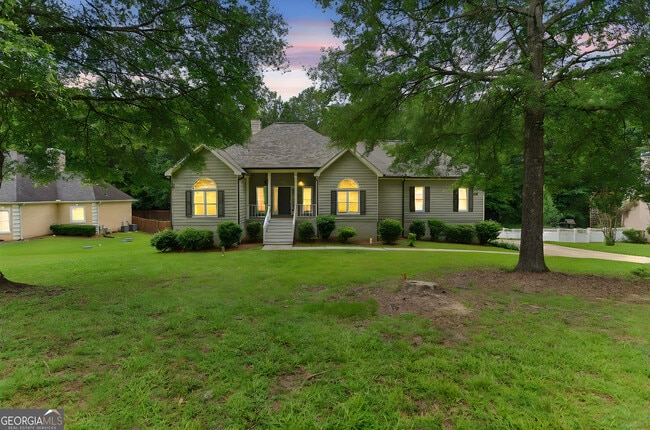 70 Indian Bluff Dr in Sharpsburg, GA - Building Photo - Building Photo