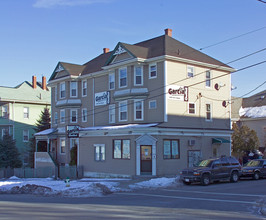 590 Plymouth Ave in Fall River, MA - Building Photo - Building Photo