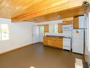 560 Moose Trot Ave, Unit 2 in Fairbanks, AK - Building Photo - Building Photo