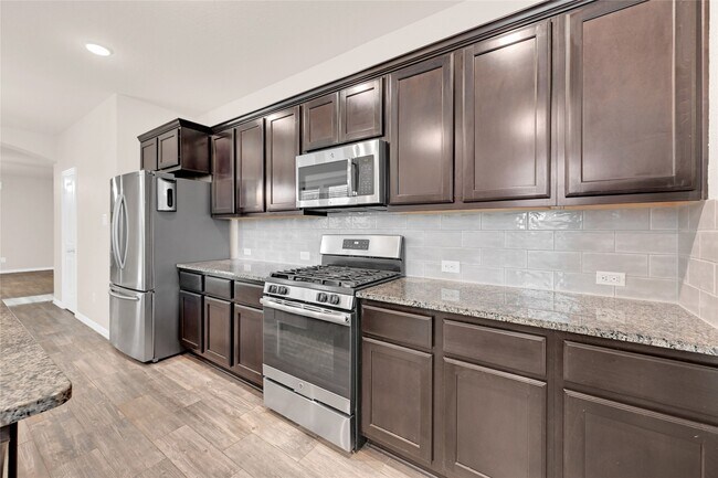 3001 Wedgewood Bay Ct