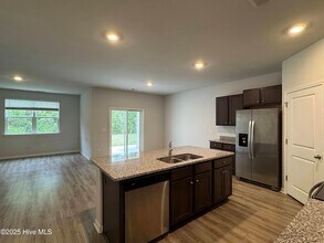 202 Airlie Vista Ln in Surf City, NC - Building Photo - Building Photo