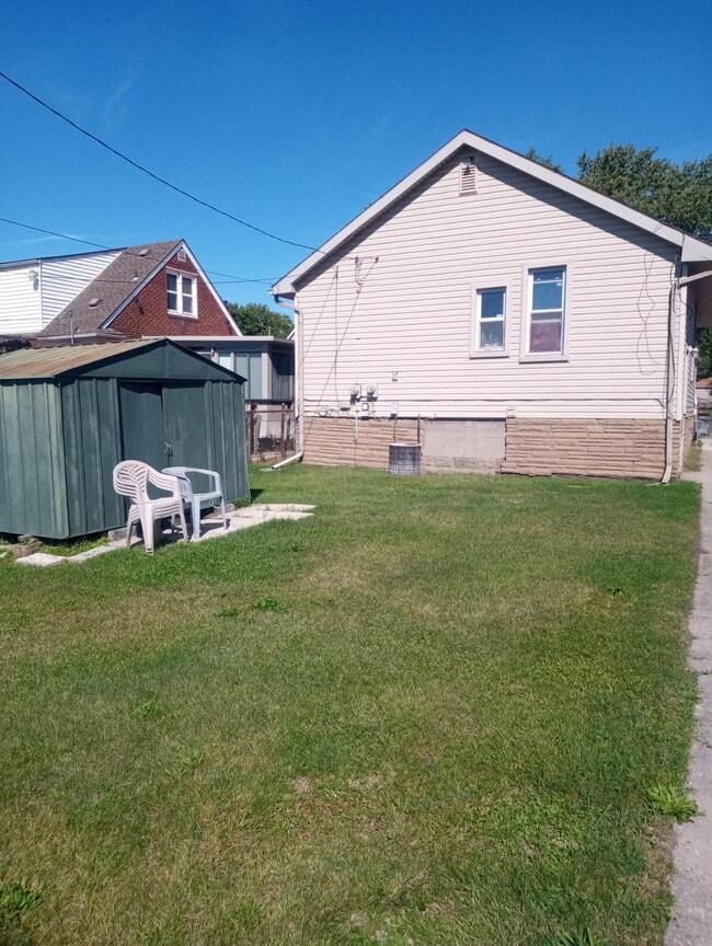 40 E Glenwood Ave in Ecorse, MI - Building Photo - Building Photo