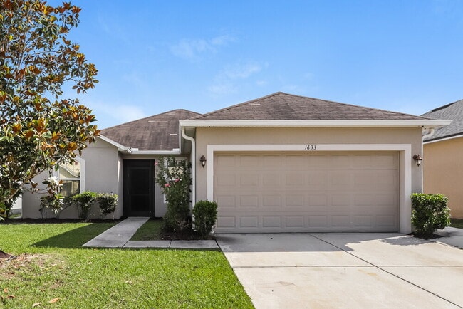 property at 1633 Wallace Manor Blvd
