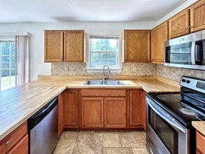 6432 Goldenrod Ct in Richmond, VA - Building Photo - Building Photo