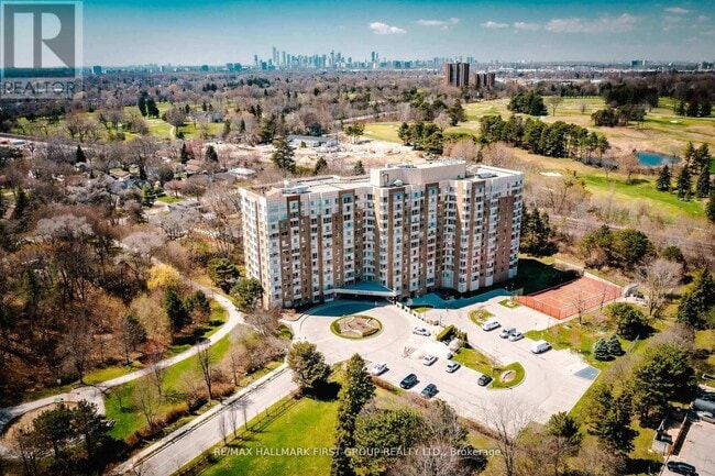 property at 1485 Lakeshore Rd E
