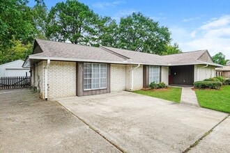 213 Van Doren Dr in Pearl, MS - Building Photo - Building Photo