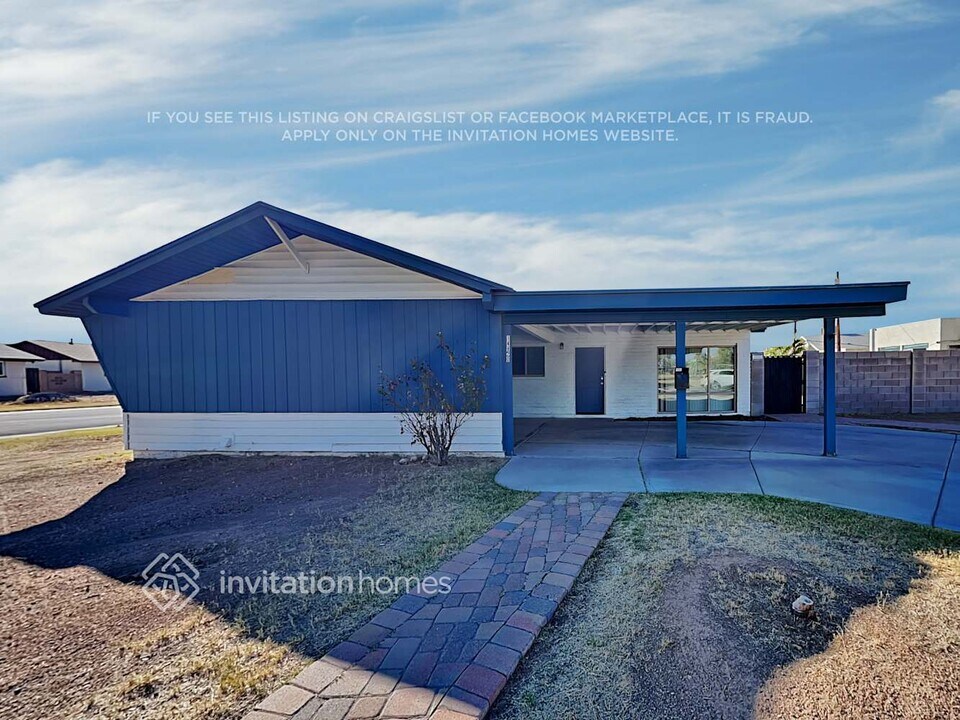 14820 N 32nd Dr in Phoenix, AZ - Building Photo