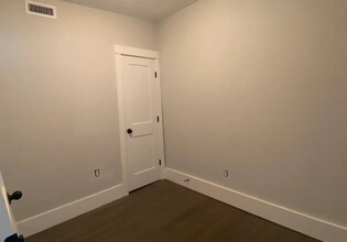 2 Cottage St, Unit 2-4#2 in Boston, MA - Building Photo - Building Photo