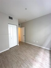 1611 Meridian Ave, Unit 204 in Miami Beach, FL - Building Photo - Building Photo