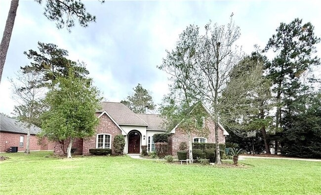 1525 Elderberry Loop in Mandeville, LA - Building Photo - Building Photo