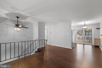 3813 8th St in North Beach, MD - Building Photo - Building Photo