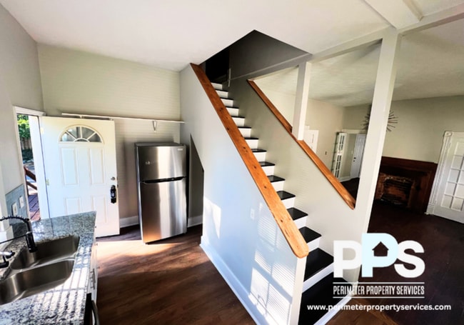 530 Oakland Ave SE in Atlanta, GA - Building Photo - Building Photo