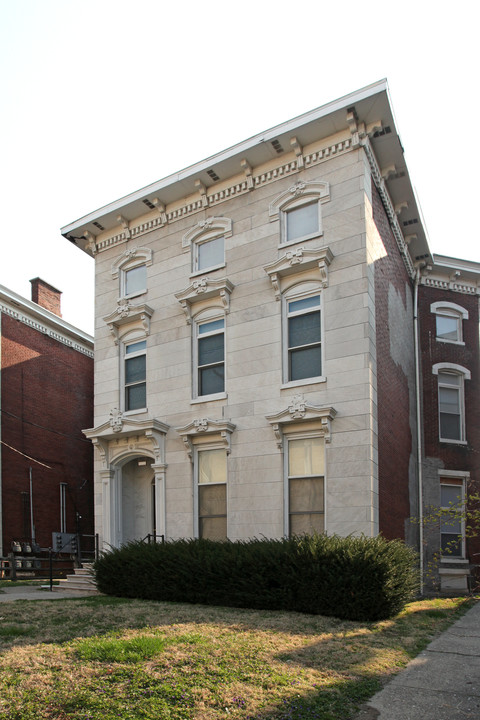 1111 S 2nd St in Louisville, KY - Building Photo