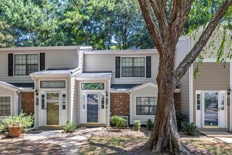 7731 Falcon Rest Cir in Raleigh, NC - Building Photo - Building Photo