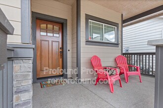 20317 SW Gracie St in Beaverton, OR - Building Photo - Building Photo