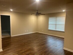 1718 Calgary Dr N in Mobile, AL - Building Photo - Building Photo