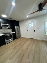 1155 E Diamond St-Unit -1155 in Phoenix, AZ - Building Photo - Building Photo