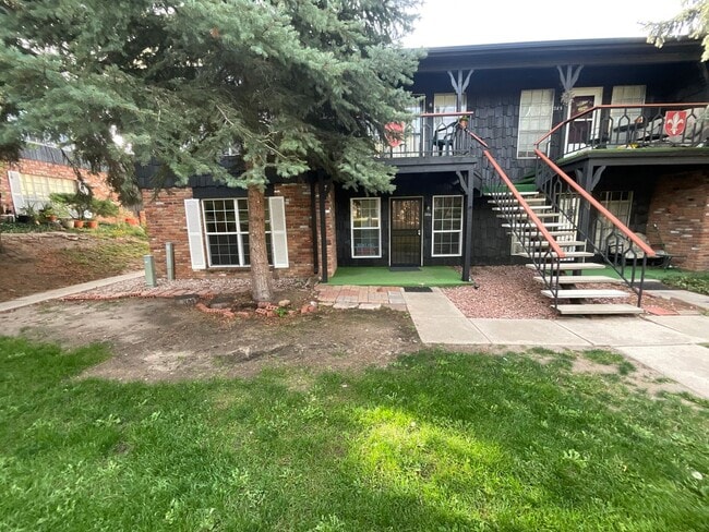 property at 2902 Airport Rd
