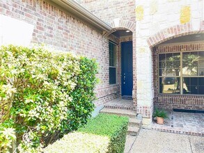 6118 Eagle Nest Dr in Garland, TX - Building Photo - Building Photo