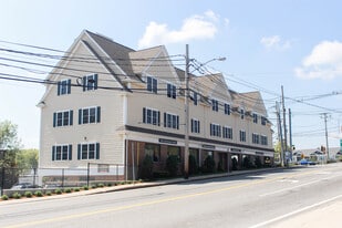 1 Church St, Unit 201 in Wilmington, MA - Building Photo