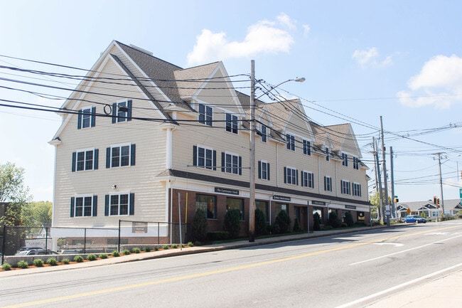 1 Church St, Unit 202