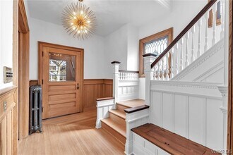 887 W Ferry St in Buffalo, NY - Building Photo - Building Photo