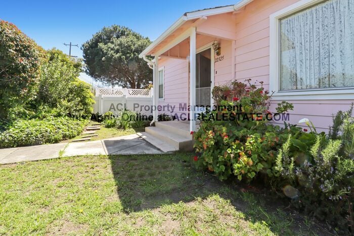 22325 N 4th St in Castro Valley, CA - Building Photo