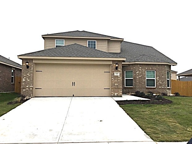 property at 1211 Arizona Dr