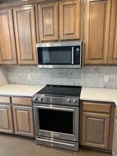 4032 Granite Dr in Bedford, TX - Building Photo - Building Photo