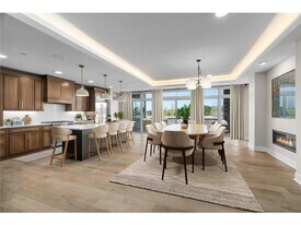 1 Hill Farm Rd in North Oaks, MN - Building Photo