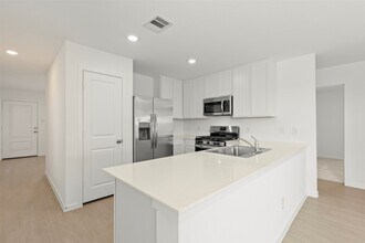 16854 Great Highlands Dr in Hockley, TX - Building Photo - Building Photo