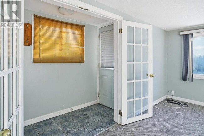 704 Claude St in Ottawa, ON - Building Photo - Building Photo