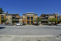 Ford Road Plaza in San Jose, CA - Foto de edificio - Building Photo