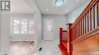 4357 Seneca St in Niagara Falls, ON - Building Photo - Building Photo
