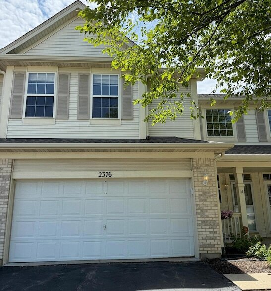 property at 2376 Sunrise Ct