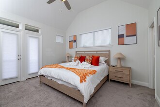 450 S Edna Ave in Lewisville, TX - Building Photo - Building Photo